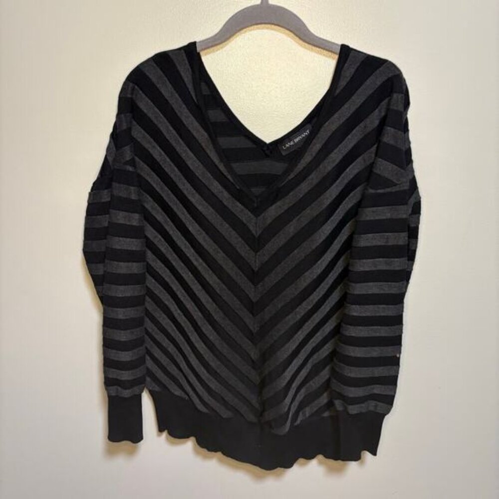 Lane Bryant Black Grey V Neck Long Sleeve Knit Top SZ 14/16 Sweater Neutral